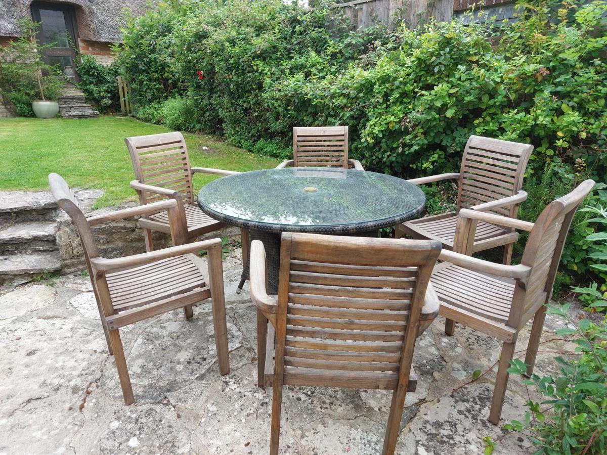 Stable Cottage - Sleeps 6, Near Lulworth Cove 多切斯特 外观 照片